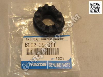 INSULATOR Mazda B09239811