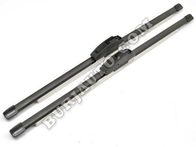 288901158R NISSAN BLADE-WIPER