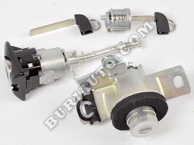 6900533E20 TOYOTA CYLINDER & KEY SET