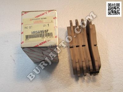 MR569597 MITSUBISHI PAD SET