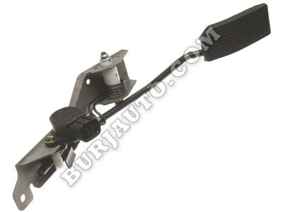 1801095F0B NISSAN Lever assy-acce