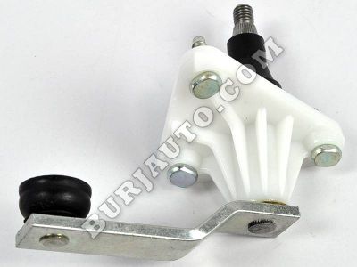 2886001G6A NISSAN PIVOT ASSY-WIPER NO 2 UT