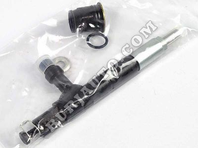 2360019067 TOYOTA HOLDER AND NOZZLE SET