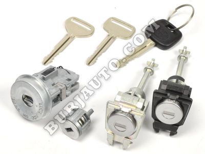 690050K011 TOYOTA CYLINDER KEY SET