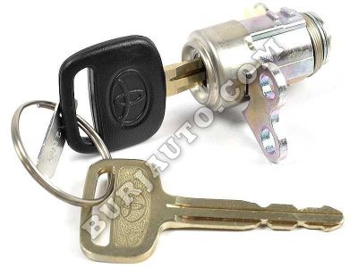 6905128190 TOYOTA CYLINDER AND KEY SET