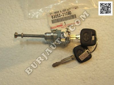 6905221090 TOYOTA Cylinder and key set