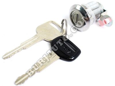 6905260140 TOYOTA CYLINDER AND KEY SET