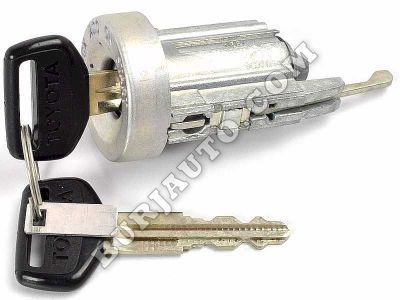 6905732100 TOYOTA CYLINDER AND KEY SET