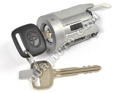 6905737050 TOYOTA Cylinder and key set