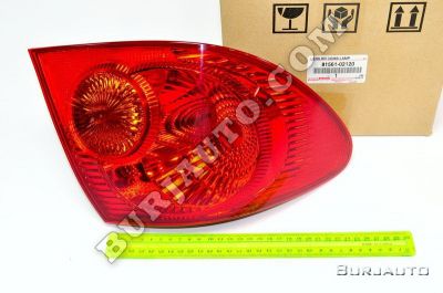 8156102120 TOYOTA LENSRR COMB LAMP